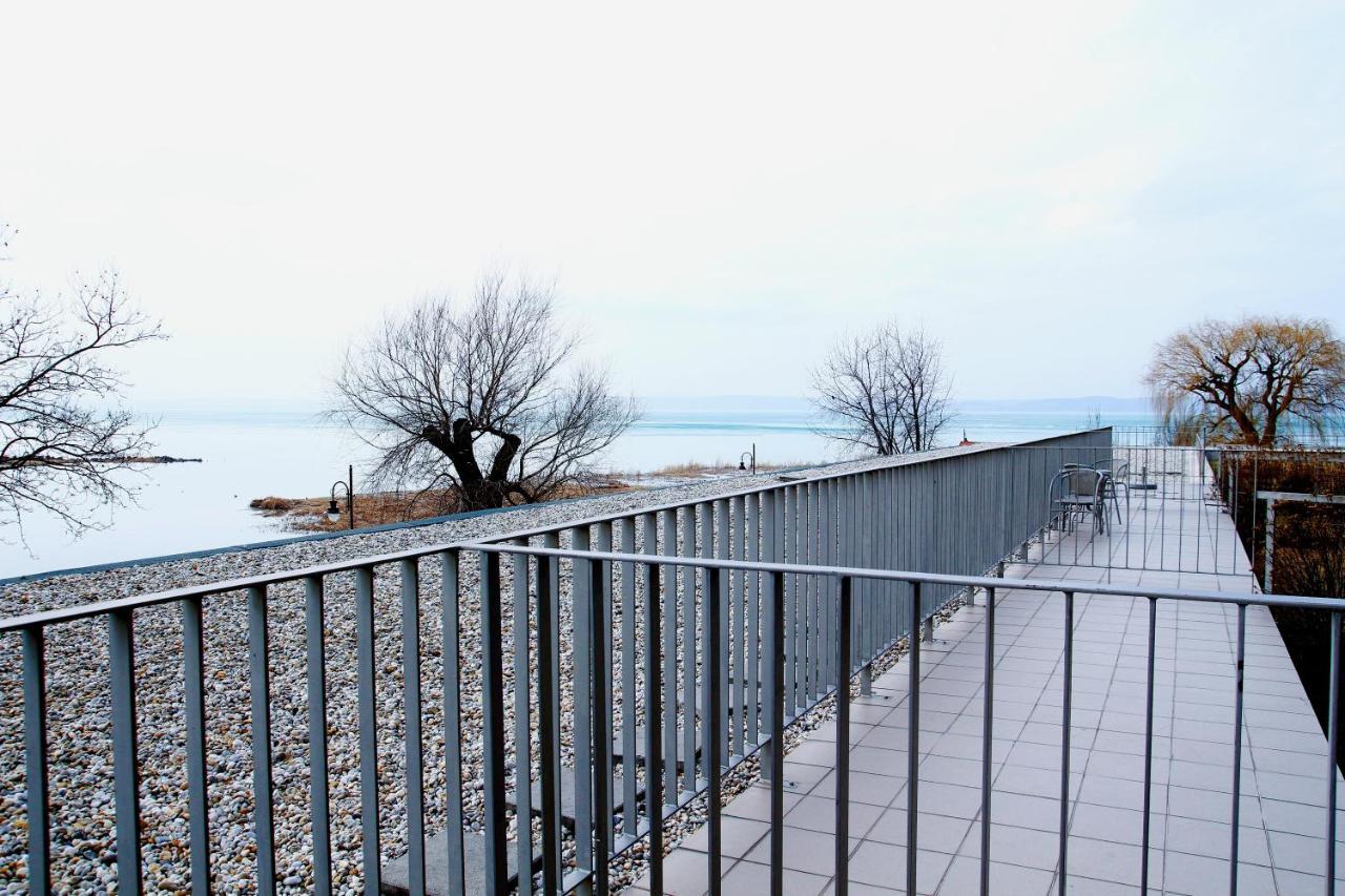 Club 218 Wellness Luxus Apartman Siófok Exterior foto