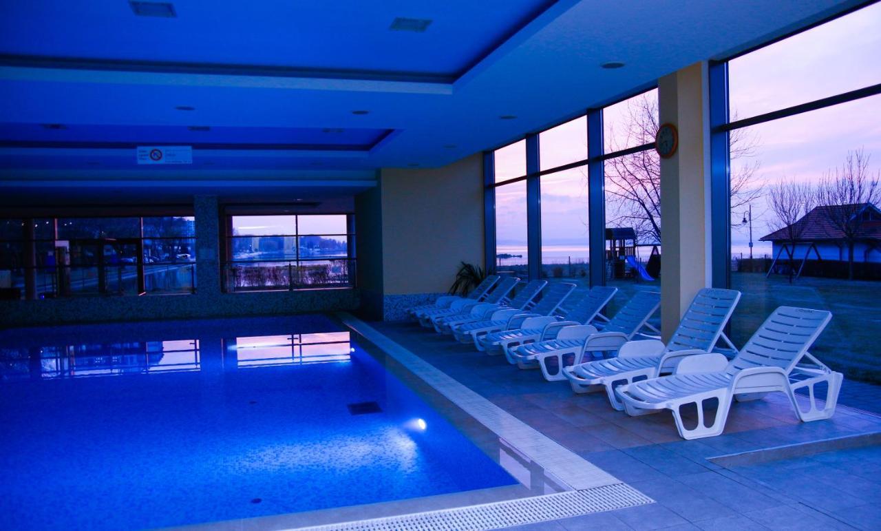 Club 218 Wellness Luxus Apartman Siófok Exterior foto